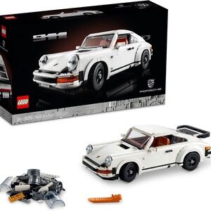 LEGO Creator Expert: Porsche 911 Collectable Model (10295) Never Opened